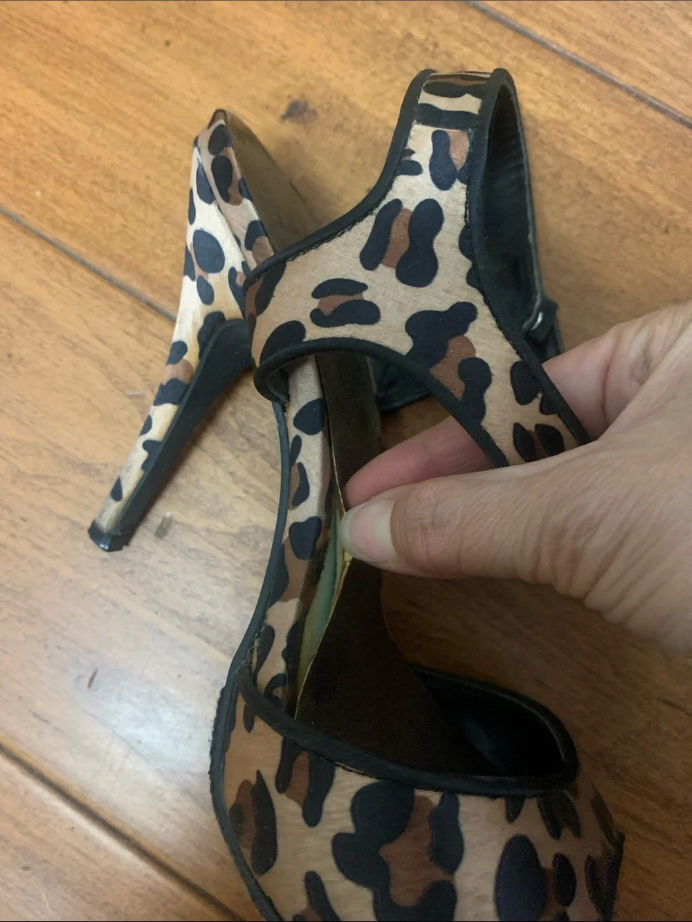 Joey O Animal Leopard Print Women’s Heels size 6 - Preowned